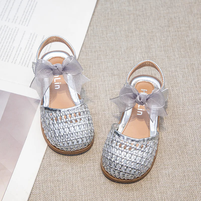 Children's Sandals Summer New Elegant Girls Princess Shoes Woven Style Beach Causal Kids Flat Sandals Solid Color Versatile