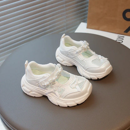 Girls Hollowed-out Mesh Sports Sneakers with Beaded Bow 2026 New Summer Toddler Barefoot Beach Shoes Platform Versatile Sandals