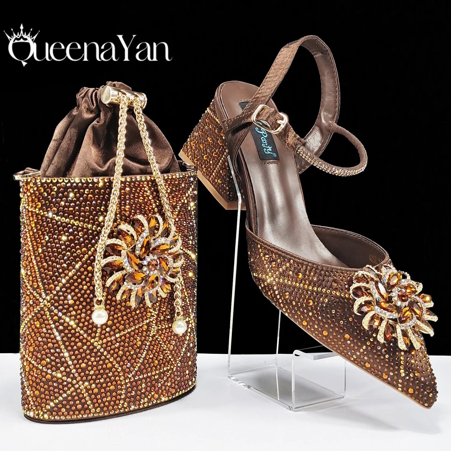 Ladies Elegant Pointed Toe Shoes with shiny Metal Stand Bag Women Party Shoes or Commuting Shoes and Bag Set