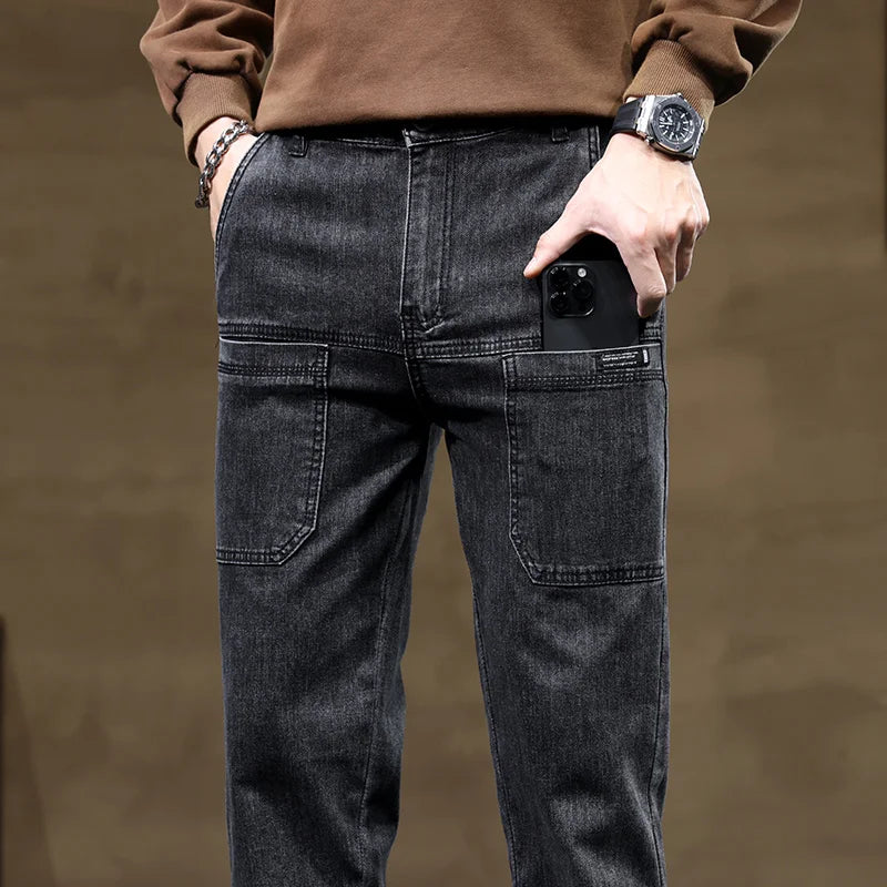Calça Jeans Masculina Solta de Pernas Retas com Design Versátil de Seis Bolsos, Elástica e Confortável para Atividades ao Ar Livre, Caminhadas, Todas as Estações