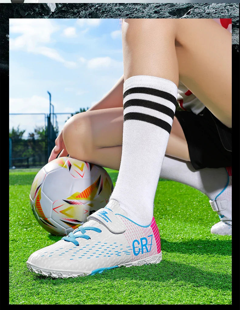 New Hot Children Football Boots Outdoor Trainers Soccer Shoes for Kids Boys Girls Hook Loop Football Cleats Futsal Sneakers28-39