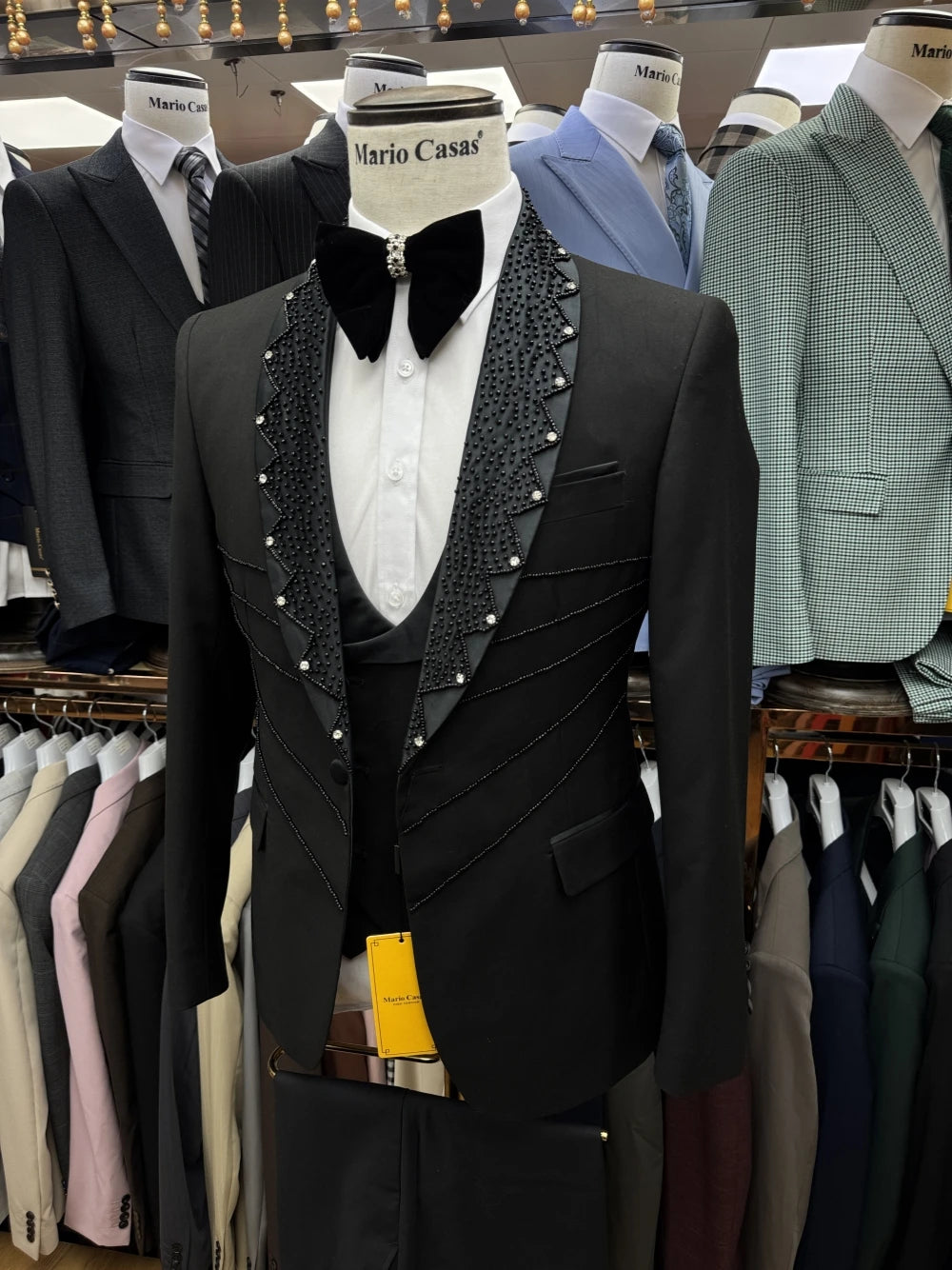 Charming Black Beaded Luxurious Men's Suit Customized Celebrity Popular Groom Wear Decent Jacket Vest Pants Date Set Hot Sale