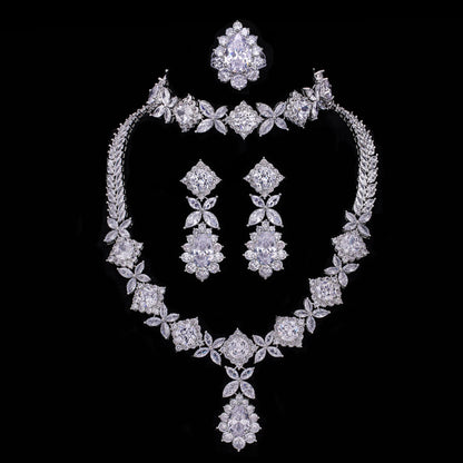 2024 Top 4 Piece Set Dubai Cubic Zirconia Tassel Drop Big Bridal Necklace Bridal Party Luxury Jewelry Set
