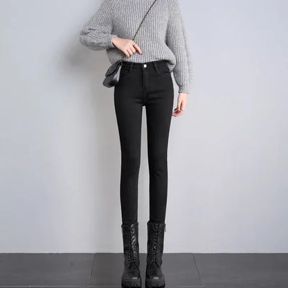 Winter Lady Thermal Plush Jeans Snow Warm Stretch Jeans Hot Sale High Waist Fleece Pants Female Straight Leg Denim Trousers