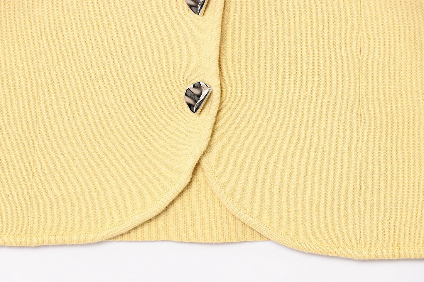Vintage Casual Chic Yellow Women Cami Tops Solid Single Breasted Sleeveless Vest Fashion 2025 Spring Summer Holiday Tops