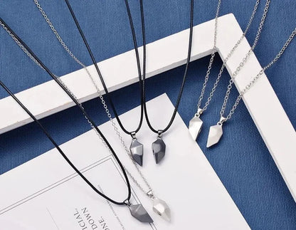 Good Simple Quality Couple Pendant Necklace Electrocardiogram,Magnetic Heart,Pendant Splicing Necklace Valentine's Day Gift