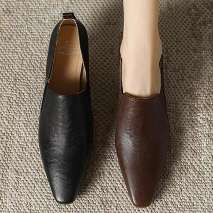 French Retro Temperament Low-heeled Shoes Women's Spring New Leather Pointed High Heels Small Leather Shoes Large Size 43