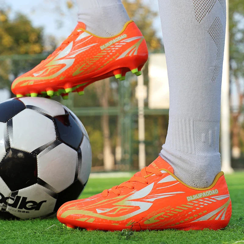 Outdoor Children's Football Shoes Low-cut Kids Soccer Shoes Sports Shoes Comfy Non-Slip Training Shoes For Boys Futsal Sneakers