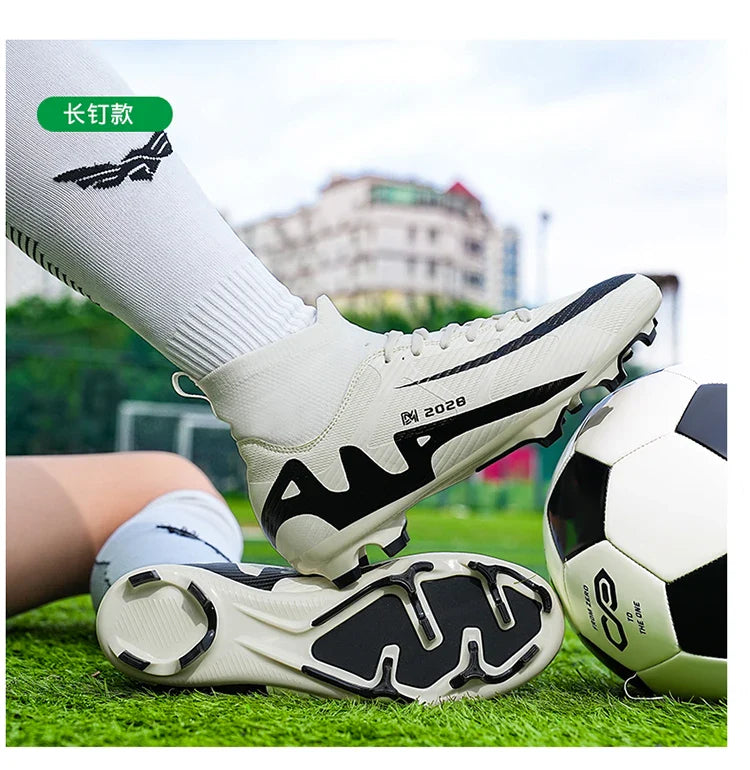 New Fashion Soccer Boots Men Professional Lightweight Sock Men's Football Shoe Outdoor Non-slip Original Football Boot Sneakers