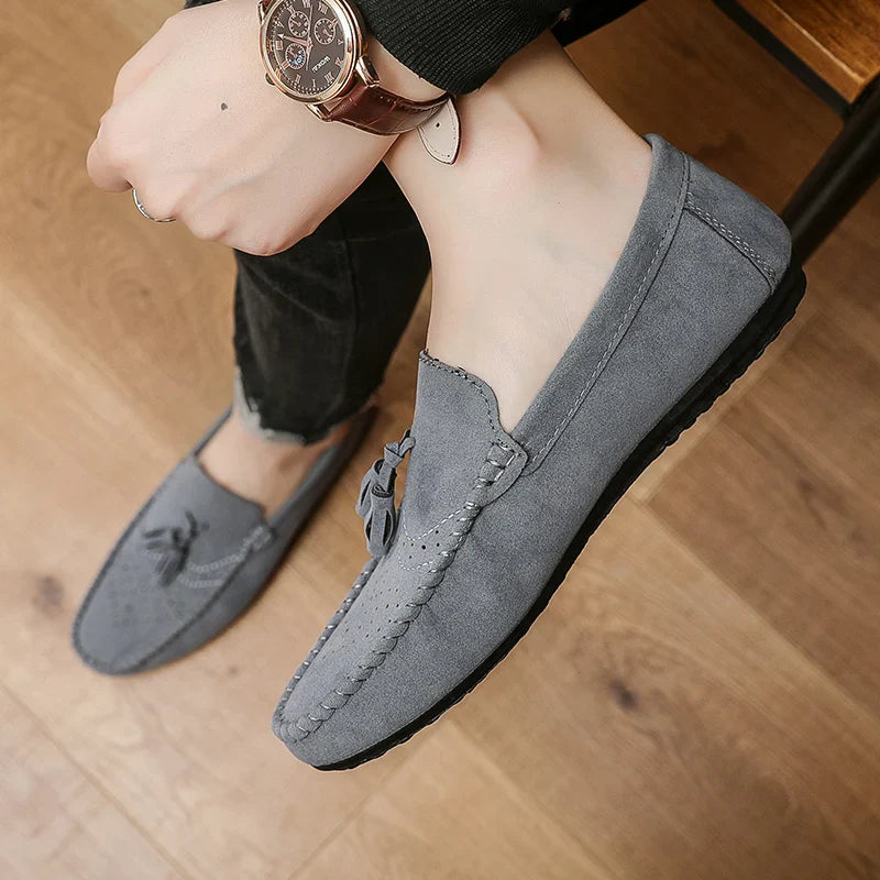 Fashion Men Casual Shoes Suede Breathable Comfort Slip-on Mens Driving Shoes Luxury Brand Men Loafers Mens Lazy Shoes Moccasins