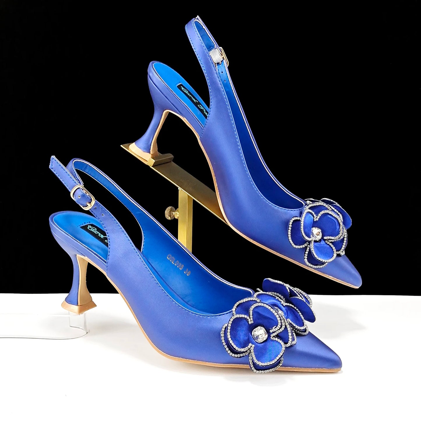 Women's Pointed Toe Shoes and Bag Flower Decoration Simple and elegant party style Suitable for party and daily use