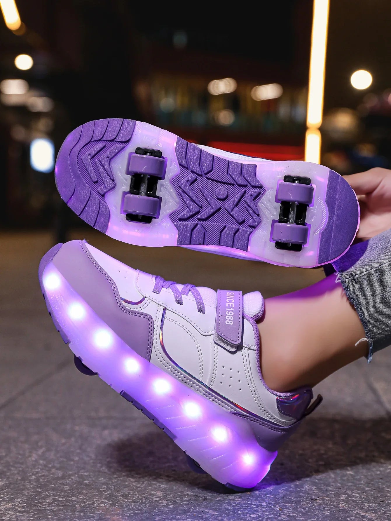 Popular and fashionable children's and teenagers' walking shoes upgraded version enhances stability, detachable dual-use sports