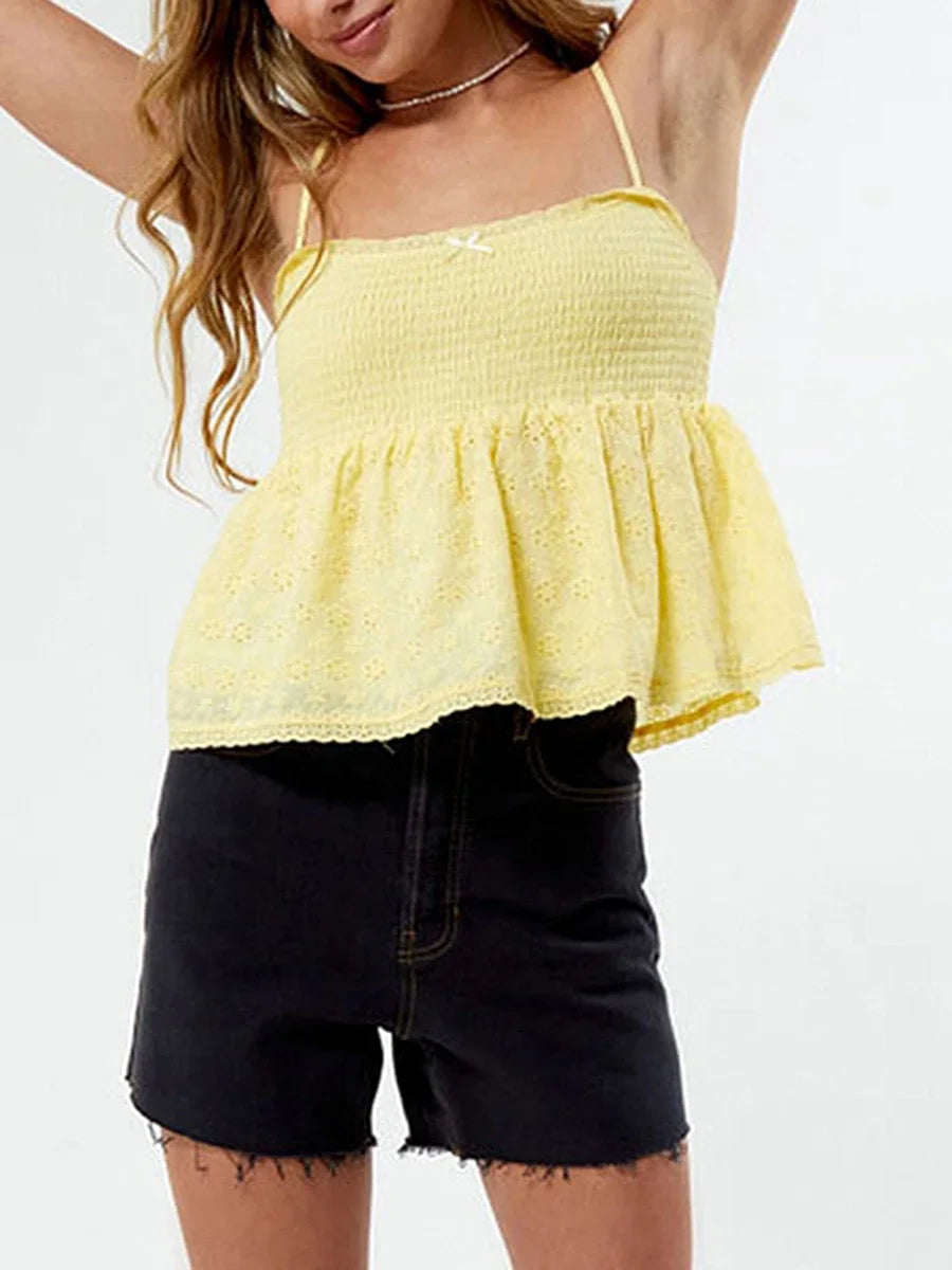 Women Eyelet Lace Trim Smocked Ruffle Cami Sleeveless Tank Top 2024 Summer Square Neck Spaghetti Strap Pleated Peplum Shirt y2k
