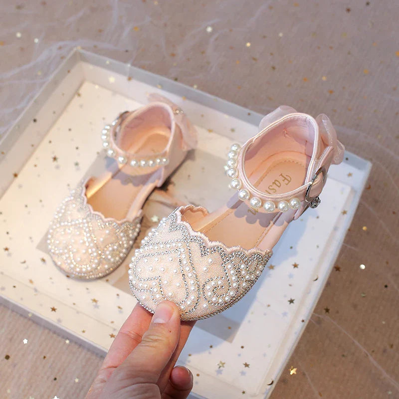 2025Summer Girls Sandals With Heel Fashion Rhinestone Shiny Glitter Shoes Children Princess Bowtie Pearl Dancing Shoes