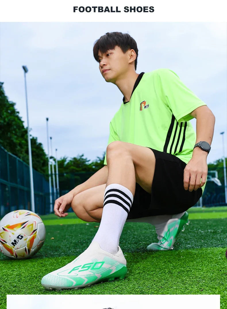 New Men Football Boots Non-Slip Boys Cleats Hot-selling Soccer Shoes Grass Outdoor Match Sneakers High-quality High-top Light