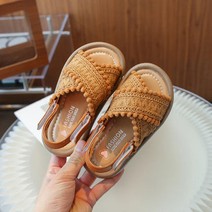 Girls Summer Beach Shoes Ethnic Style Kids Casual Sandals Soft Sole Fashion Children Retro Princess Shoes 2025 Summer New