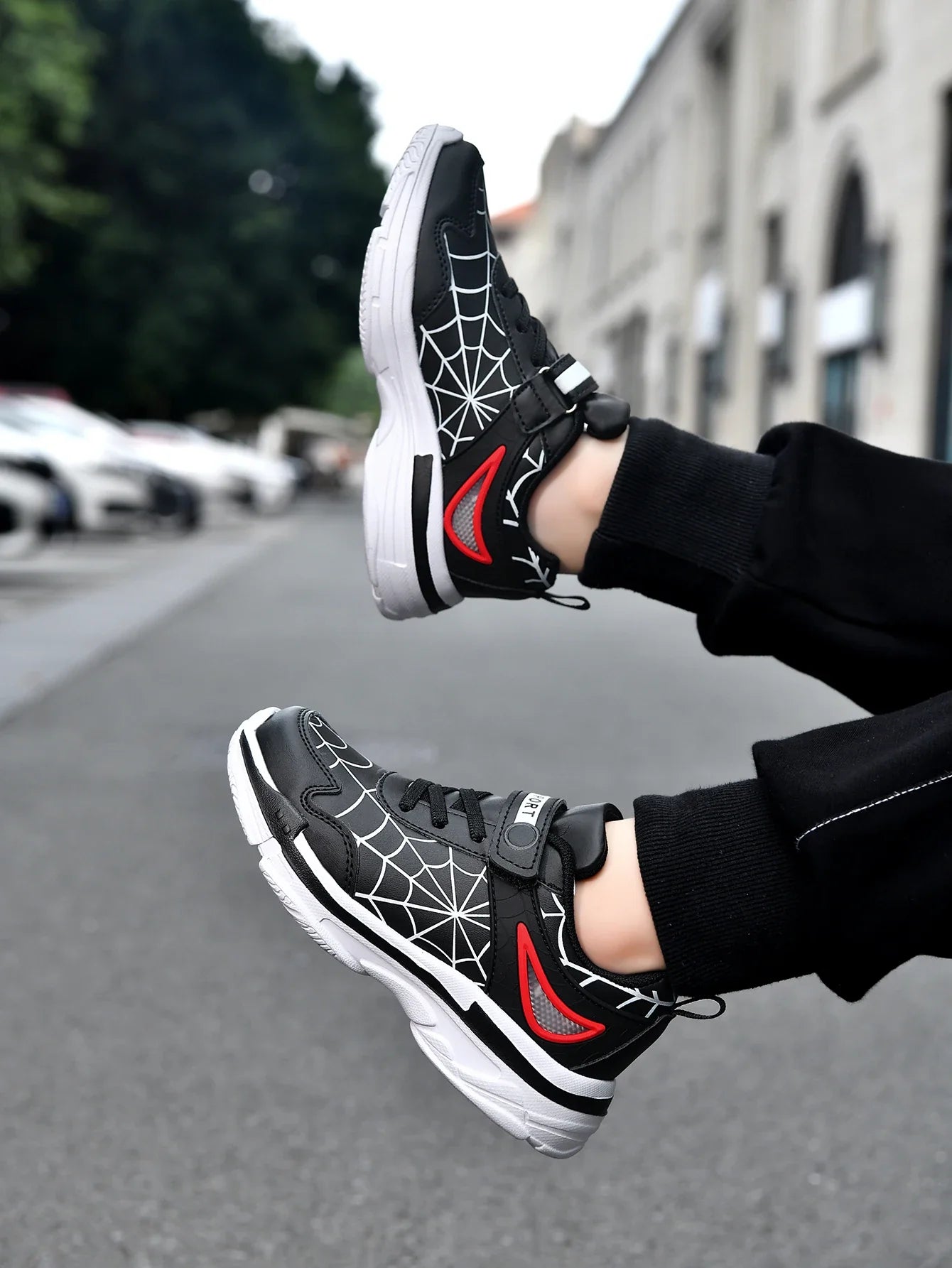 New children's shoes boys cartoon spider sneakers students casual light running shoes children's non-slip basketball shoes 26-38