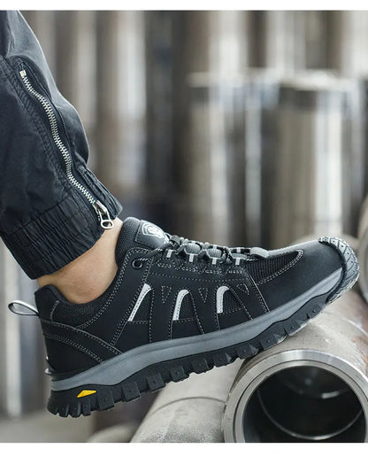 Steel Toe Safety Shoes Men Work Safety Boots Lightweight Breathable Comfortable Sneakers Men Boots Slip-resistant shoes