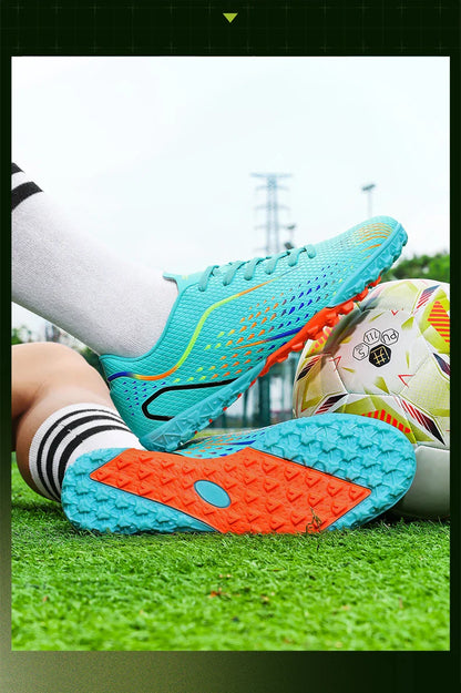 New Men Soccer Shoes Hot Sale Women Professional Football Boots Unisex High-quality Futsal Ultralight Cleats TF/FG Sneakers