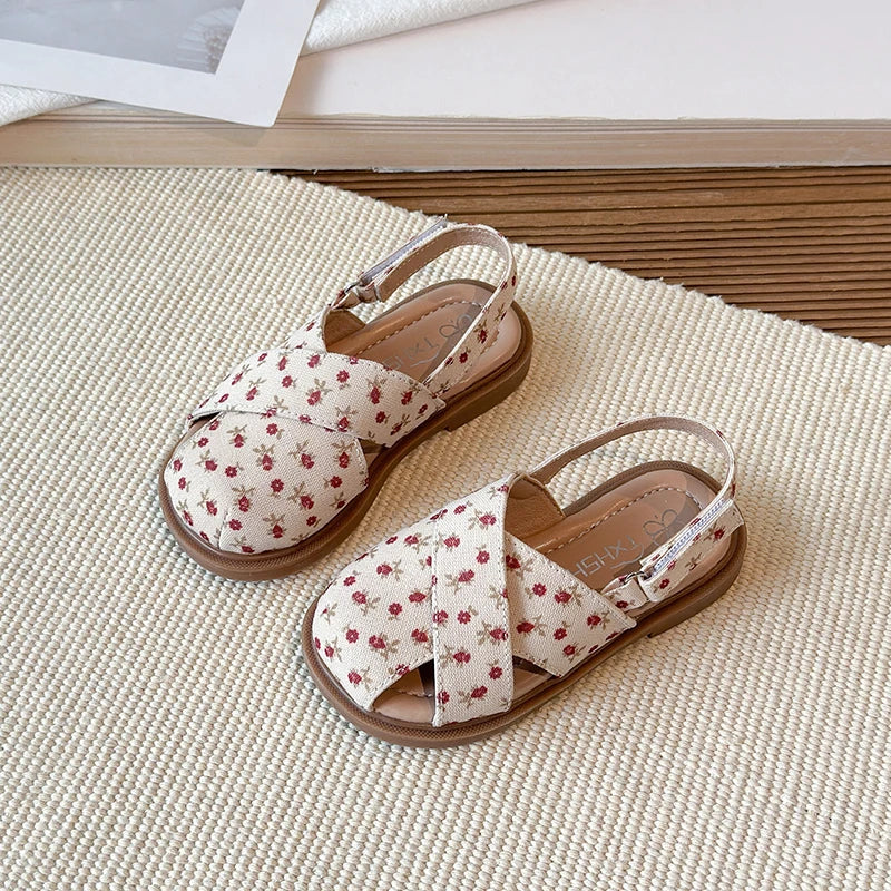 Girls Princess Floral Sandals New Summer Cross Strap Children Beach Shoes Non-Slip Breathable Kids Flat Sandals School Perform