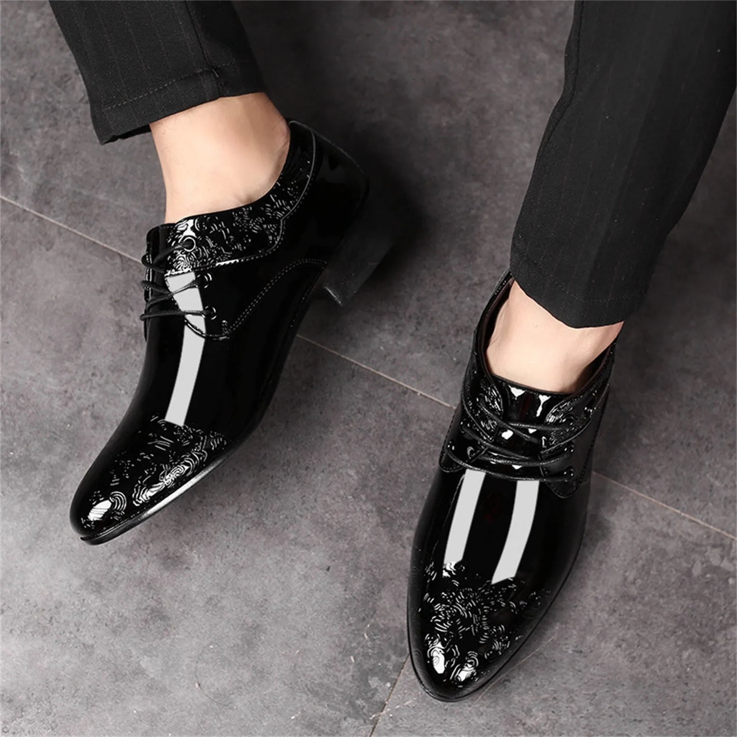 Fashion Men's Trend Round Head Lace-Up Formal Business Shoes Luxury Flat Leather Shoes For Office Wedding Party