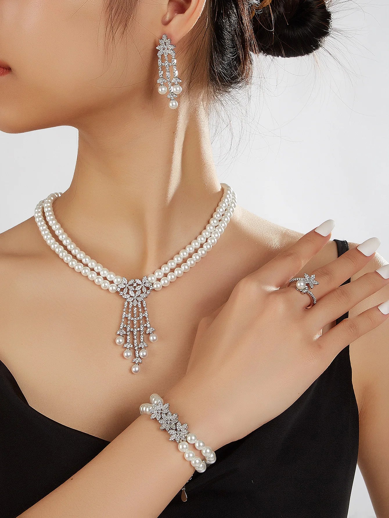 Trendy Pearl Tassel Necklace 4PCS Jewelry Set For Women Wedding Party Full Zircon Dubai Bridal Jewelry Set Gift
