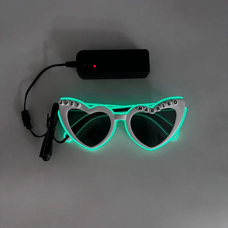 LED Just Married Glasses Wedding Bride To Be Surprise Gift Couple Glasses Souvenirs Glowing Heart Glasses Married Sunglasses