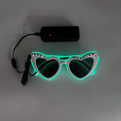 LED Just Married Glasses Wedding Bride To Be Surprise Gift Couple Glasses Souvenirs Glowing Heart Glasses Married Sunglasses
