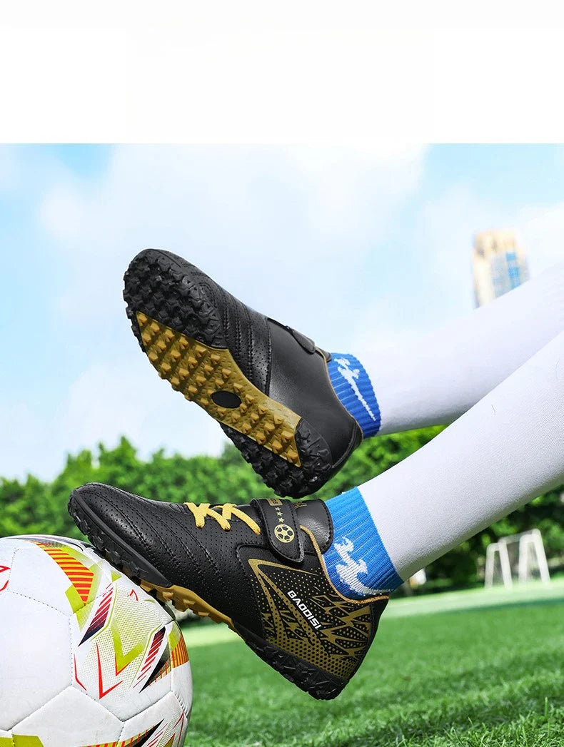 New Children Soccer Boots Sports Society Field Boy Football Shoes Futsal Fast Indoor Sneaker Original Ankle Cleats Football Boot