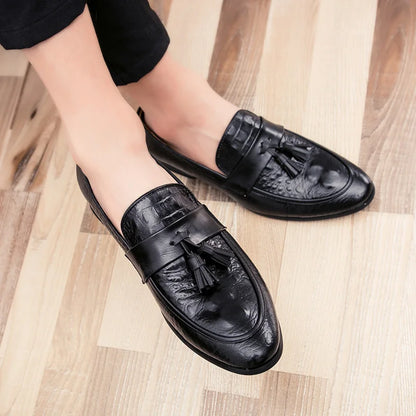 Brand New Mens Casual Shoes Lazy Pointed Leather Shoes Comfortable Sneakers Zapatos De Hombre Snake Skin Dresses 38-47