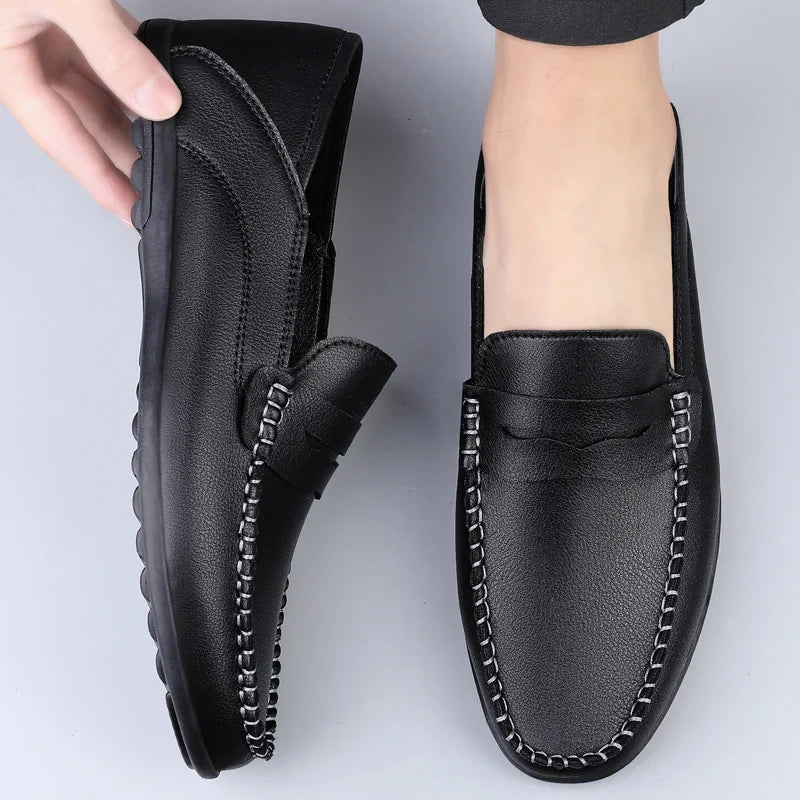 Men's fashion leather shoes Four Season new plus size casual soft sole white shoes anti slip outdoor business dress leather shoe