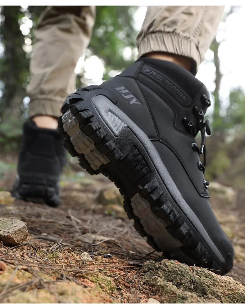 High-Top Leather Men's Boots Breathable Desert Combat Boots Outdoor Non-slip Hiking Boots Men Motorcycle Boots Work Ankle Boots