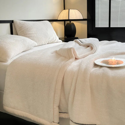 New Grade A Half-sided Velvet Autumn Winter Keep Warm Blankets for Bed Soft Fluffy Warmth Sofa Blanket Shawl Napping Blankets