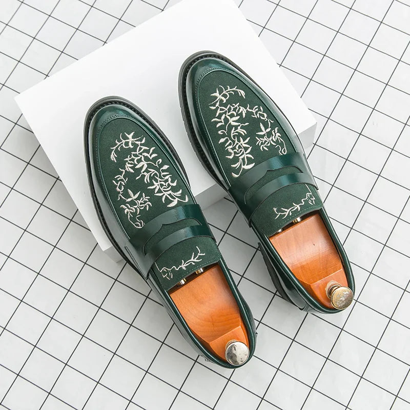 Green Embroidered Man Formal Shoes Autumn Men's Loafers Shoes High Quality Casual Leather Shoes for Men chaussure hommes cuir
