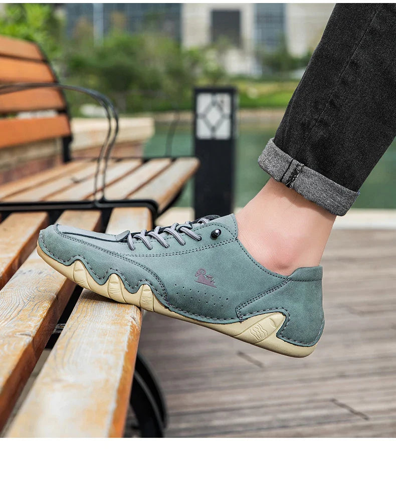 Men's shoes four season new plus size casual shoes fashion low-top soft sole breathable outdoor shoes men's sports walking shoes