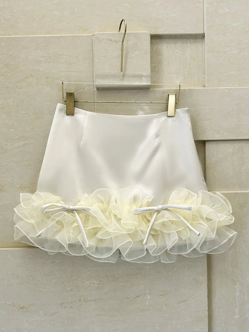 Females Summer Sweet Ruffle Edge Short Skirts French Style A-Line Party Stage Fashion Lace Shirring Above Knee Mini Skirt