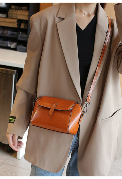 Women's Small Phone Bag Fashionable Oil Wax Cowhide Leather Handbag Versatile and Simple Shoulder Bag High Quality Crossbody Bag