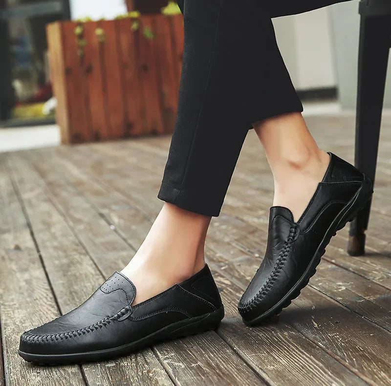 Genuine Leather Men Casual Shoes Luxury Brand Formal Men Loafers Moccasins Italian Breathable Slip on Male Boat Shoes Size 37-47
