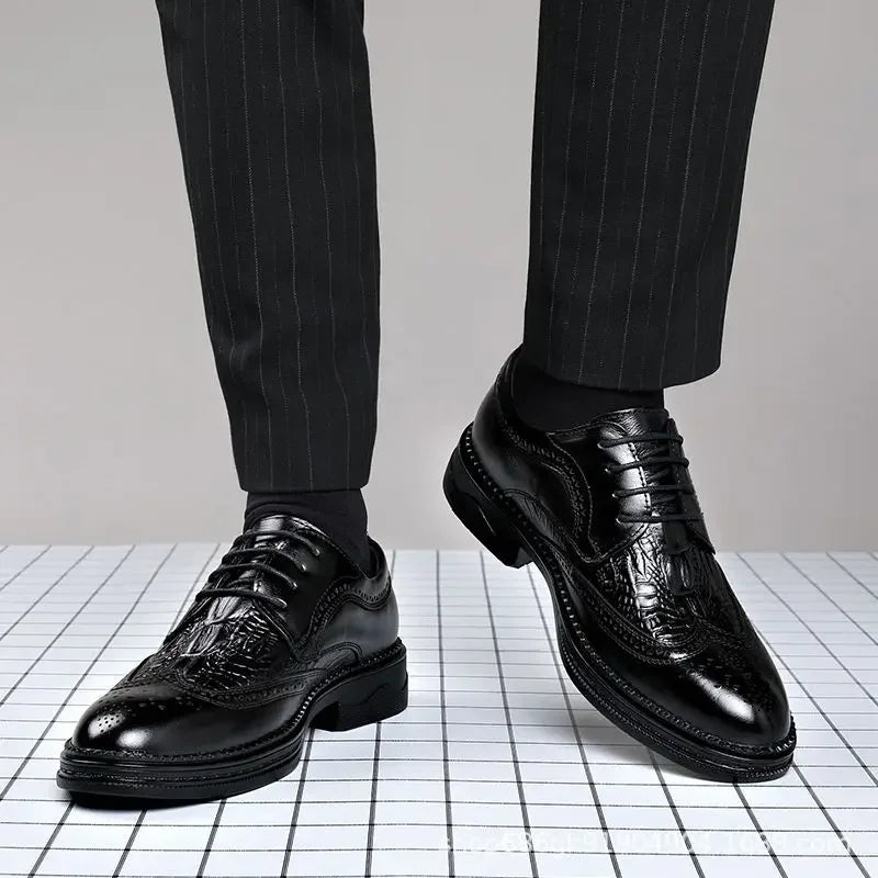 Fashionable Leather Shoes for Men Wedding Groom Formal Business Casual Shoes Comfortable Versatile New Style Rubber Sole