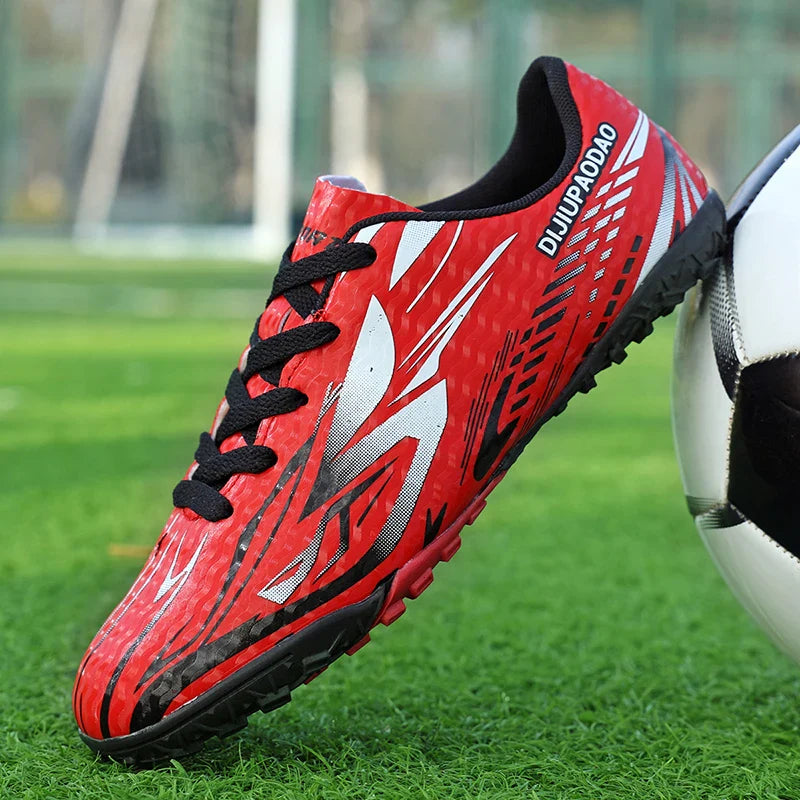 Outdoor Children's Football Shoes Low-cut Kids Soccer Shoes Sports Shoes Comfy Non-Slip Training Shoes For Boys Futsal Sneakers