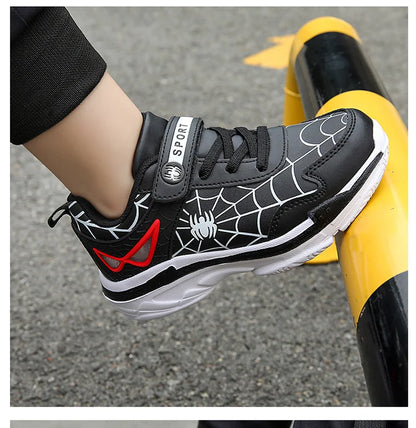A pair of children's four-season leather sport shoes, soft, comfortable, wear-resistant casual shoes, size 26-38，BH-828