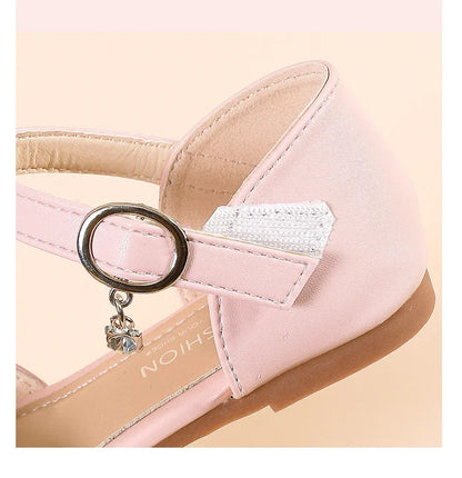 Spring and Summer Girls' Princess Shoes Sandals Flat  Kids Dresses Shoes Pearl  for Kids and Teens