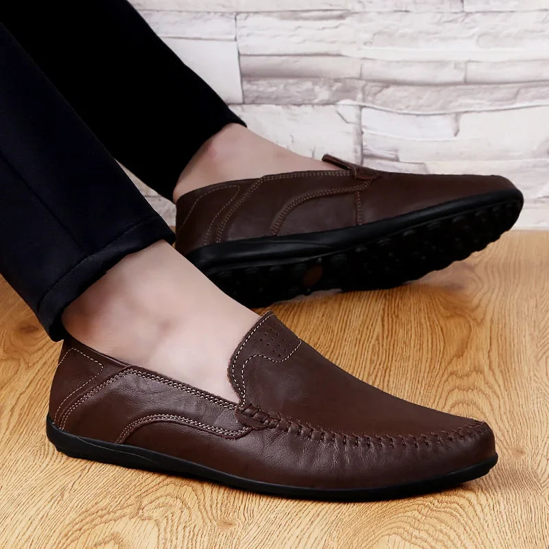 Genuine Leather Men Casual Shoes Luxury Brand Designer Men Loafers Moccasins Breathable Slip on Male Boat Shoes Plus Size 37-47