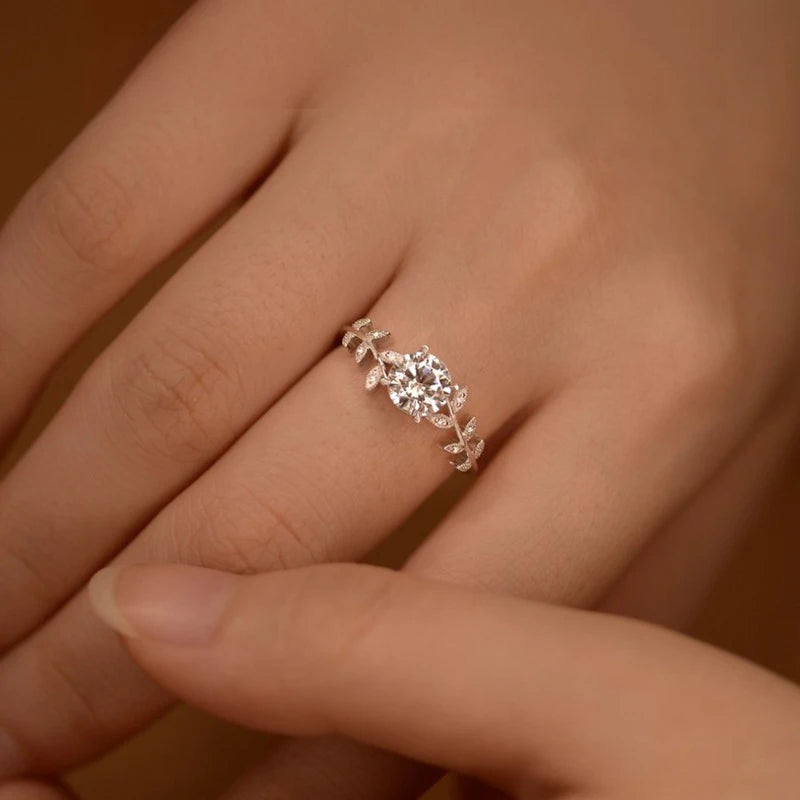1CT Moissanite Diamond Rings Wedding Band for Women 925 Sterling Silver with Plated White Gold Bands Engagement Ring
