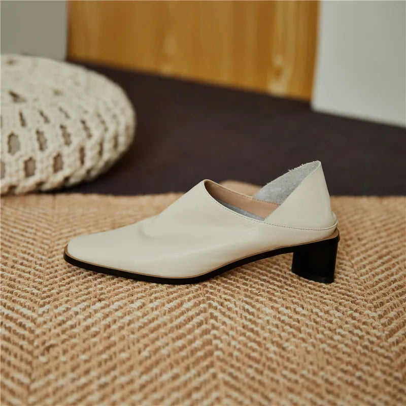 2025 Hot Sale slip-on Genuine Leather Women Pumps Square Toe Med Thick Heels Soft Upper Pumps Office Ladies Dress Shoes