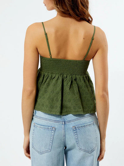 Women Eyelet Lace Trim Smocked Ruffle Cami Sleeveless Tank Top 2024 Summer Square Neck Spaghetti Strap Pleated Peplum Shirt y2k
