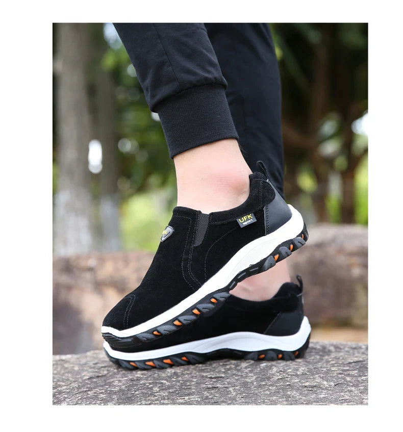 Casual Men's Sports Shoes Outdoor Walking Loafers Comfortable Shoes Fashionable and Lightweight Plus Size 38-50