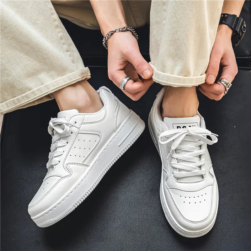 Sapatos Masculinos de Primavera e Verão, Tênis Respiráveis Novos, Sapatos Brancos com Sola Grossa da Moda Masculina e Versáteis, Tênis Esportivos e Casuais