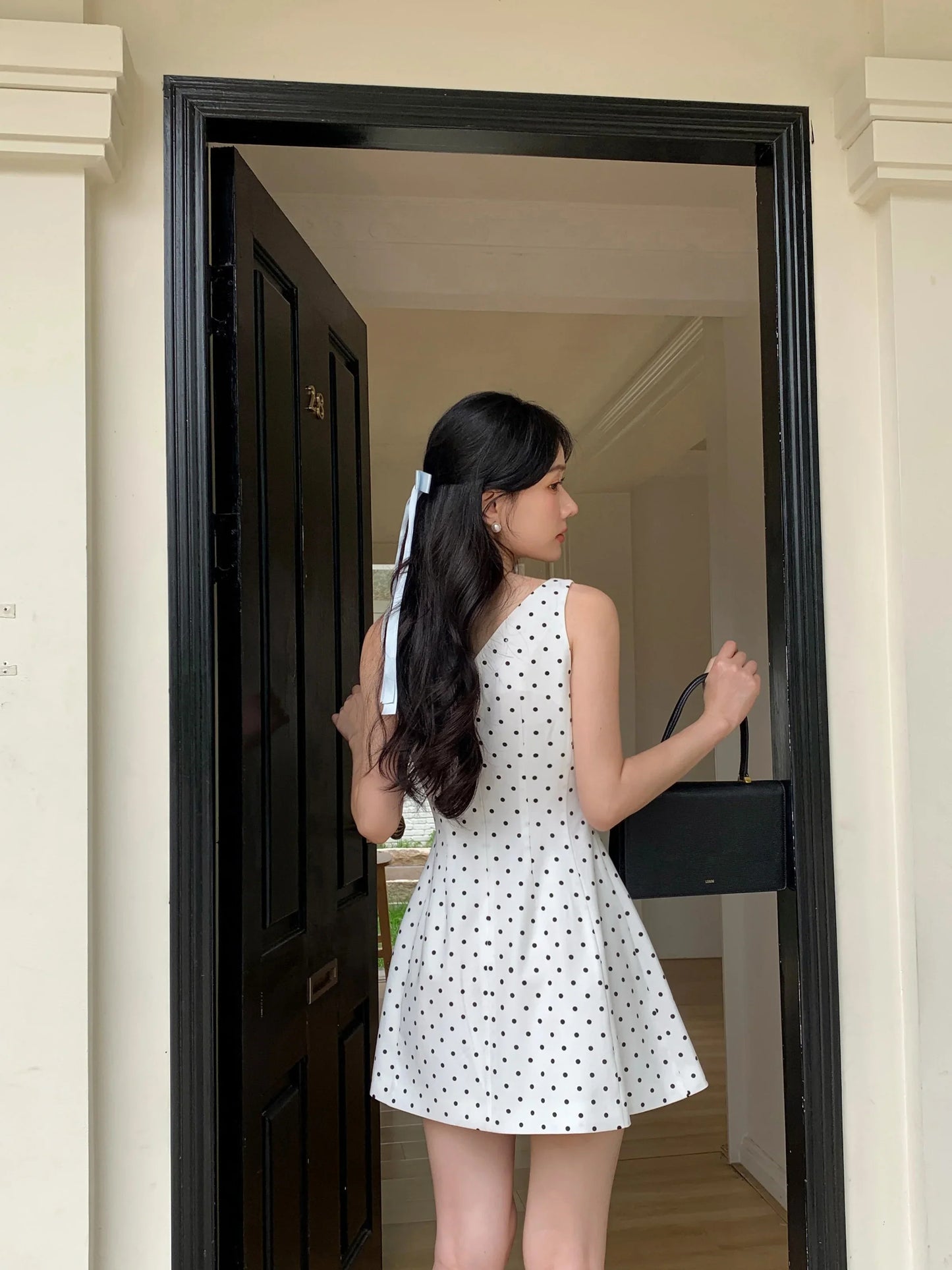 French Black Sleeveless Mini Dress Women Summer Slim Fit A-Line One-Shoulder Strap Dress Petite Elegant Casual Vacation Outfit