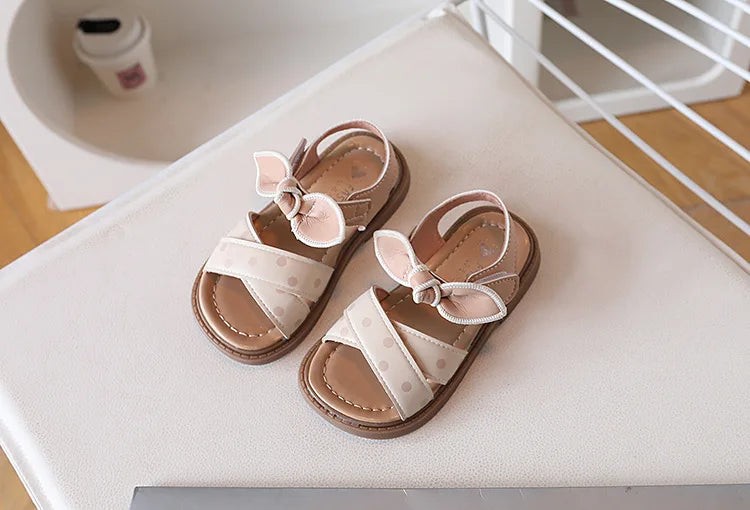 2026 Summer New Girls Soft Bottom Sandals Fashion Retro Hollow Roman Casual Shoes Open-toe Hundreds Of Princess Beach Shoes